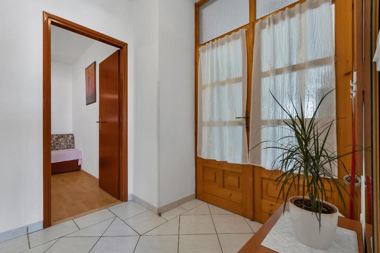 Family Apartments Leona Makarska Esterno foto