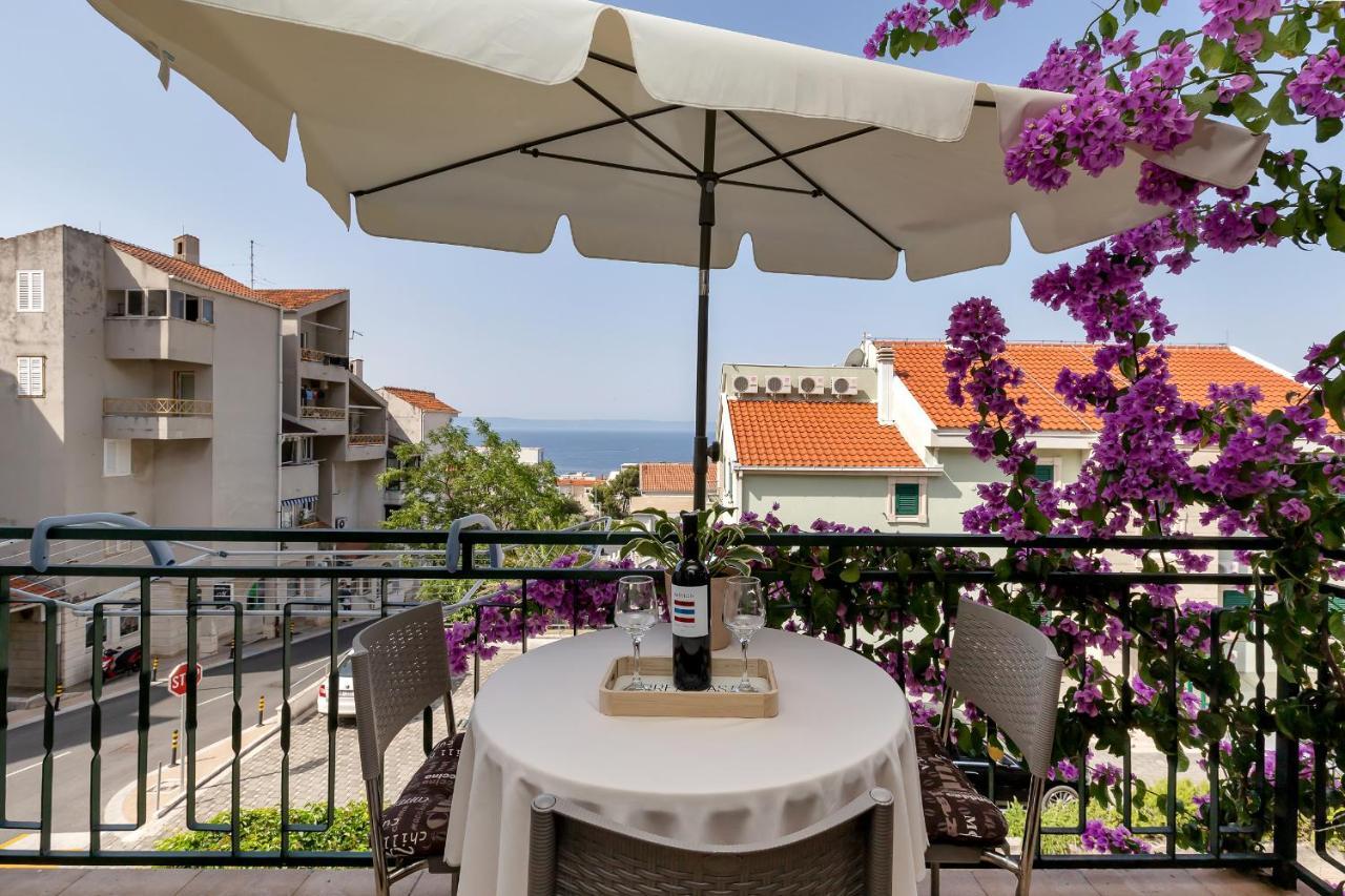 Family Apartments Leona Makarska Esterno foto