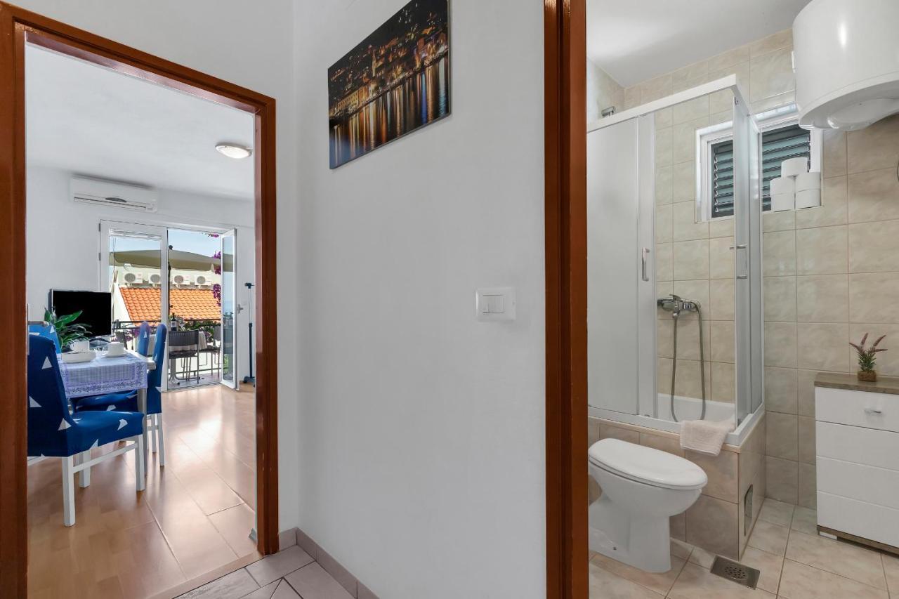 Family Apartments Leona Makarska Esterno foto
