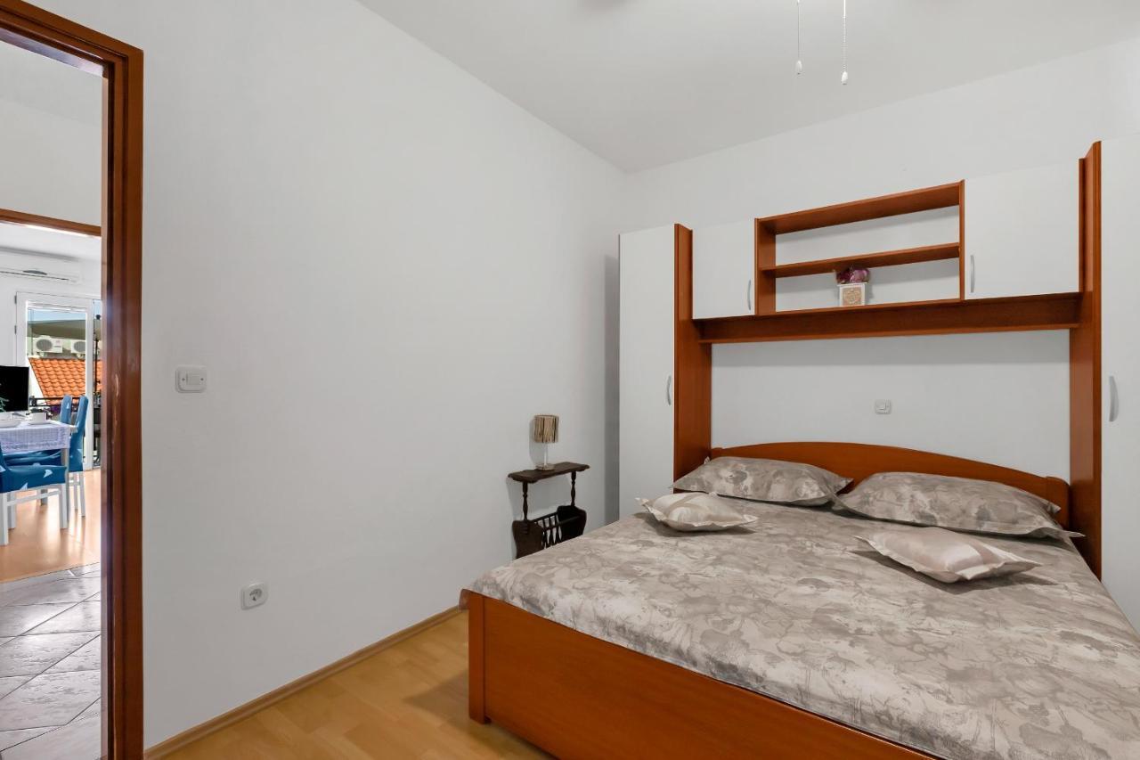 Family Apartments Leona Makarska Esterno foto