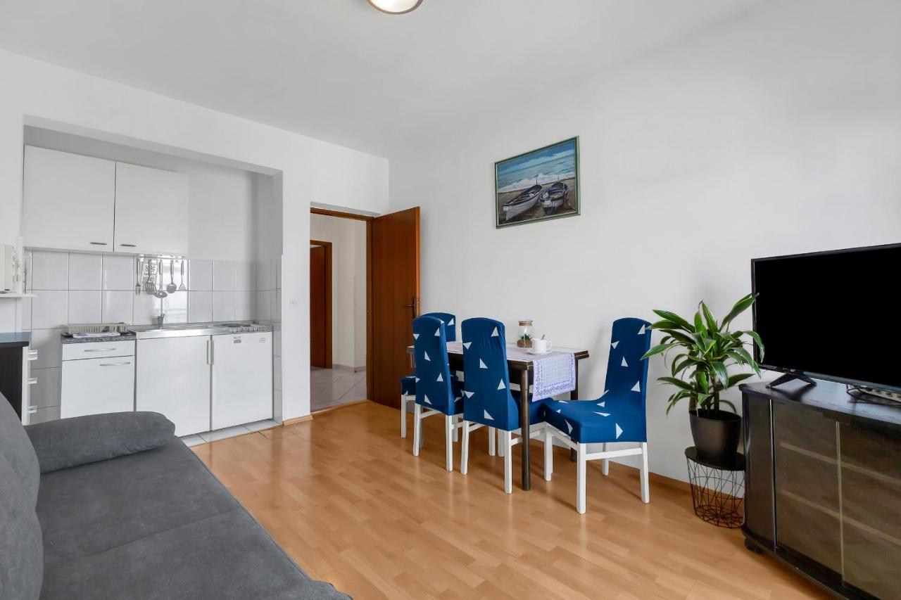 Family Apartments Leona Makarska Esterno foto