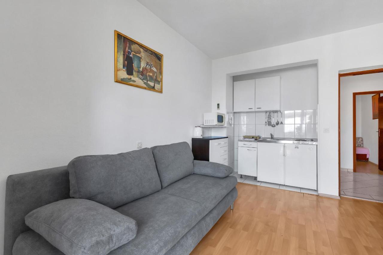 Family Apartments Leona Makarska Esterno foto