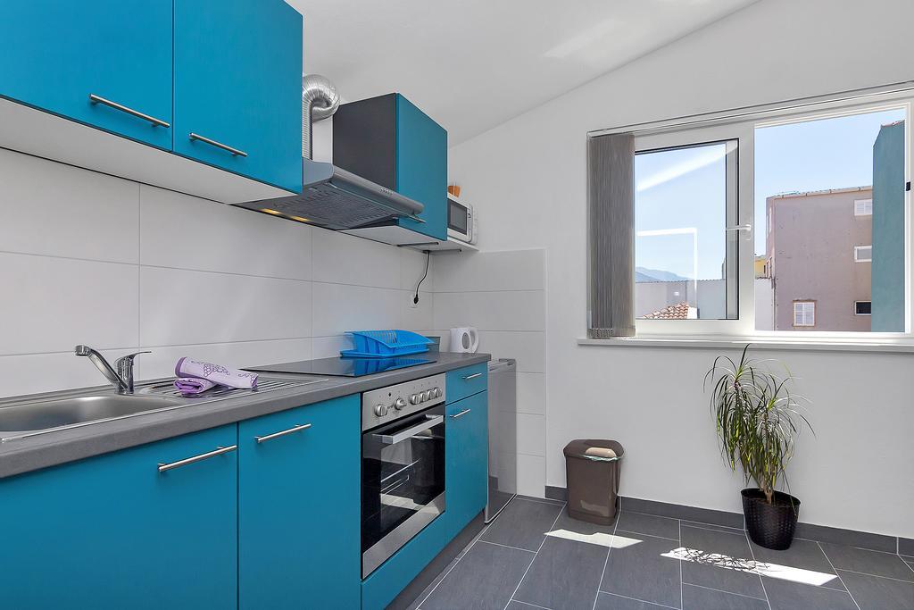 Family Apartments Leona Makarska Esterno foto