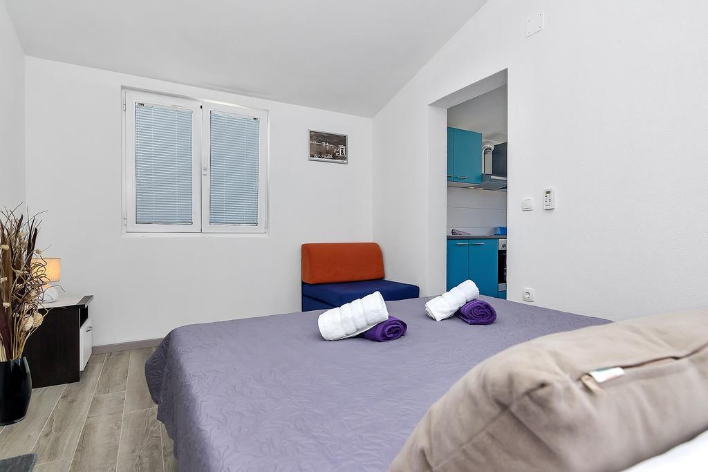 Family Apartments Leona Makarska Esterno foto