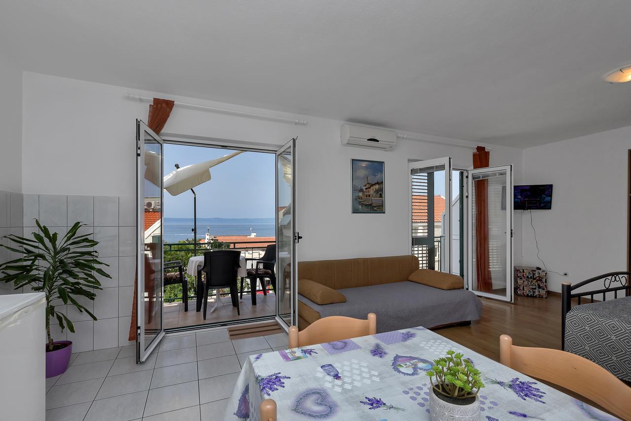 Family Apartments Leona Makarska Esterno foto