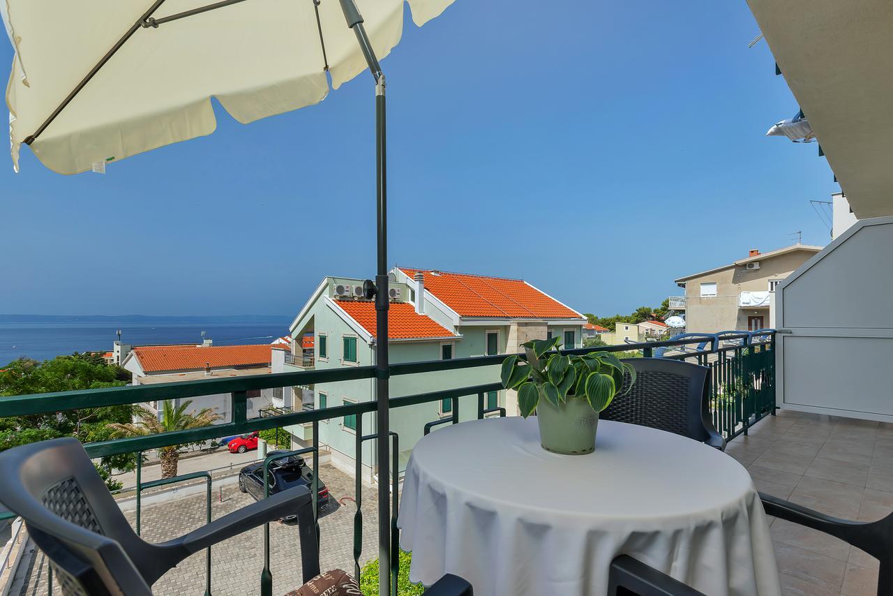 Family Apartments Leona Makarska Esterno foto