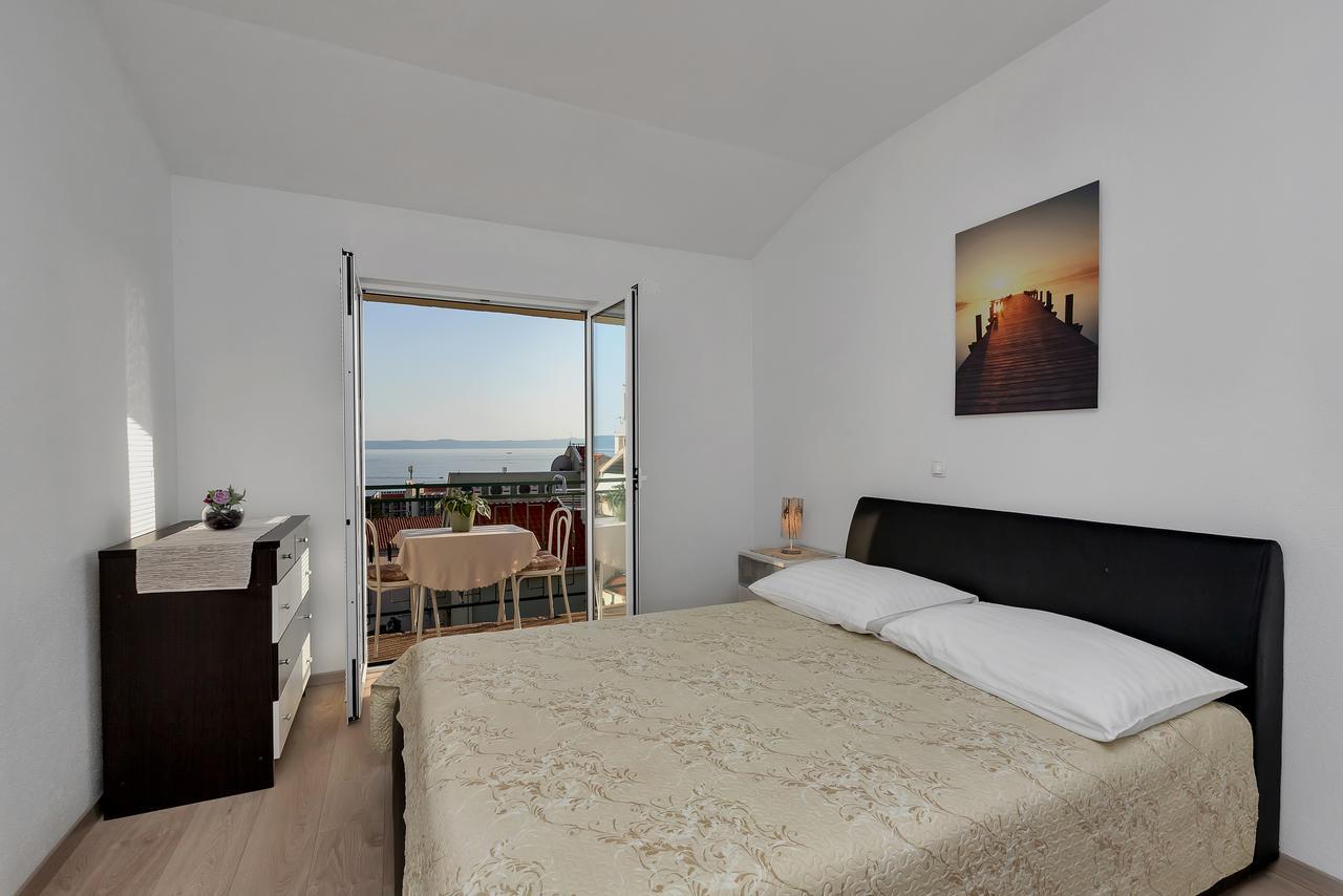 Family Apartments Leona Makarska Esterno foto