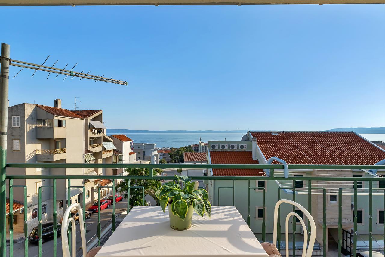 Family Apartments Leona Makarska Esterno foto